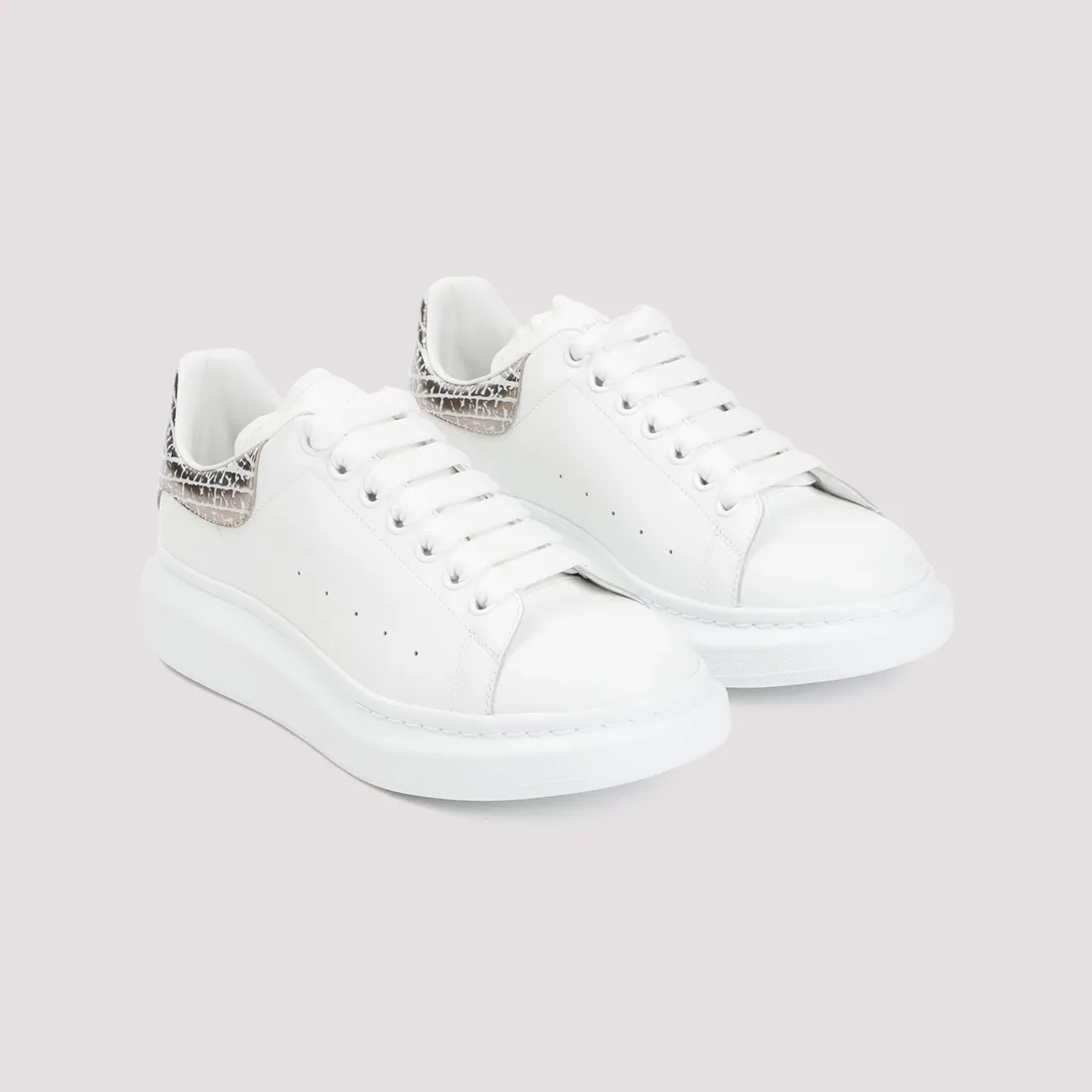 Alexander McQueen Oversized Leather Sneakers 777220.WIE9I-9071 