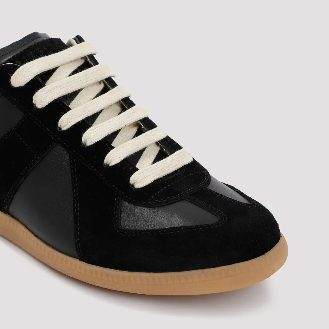 Maison margiela black replica deals